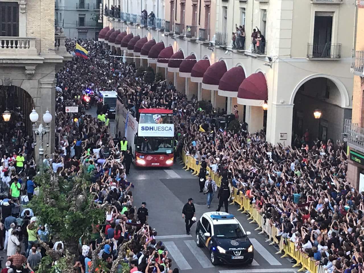 Celebración Ascenso del Huesca. Foto: Modesto Rubio Tadeo